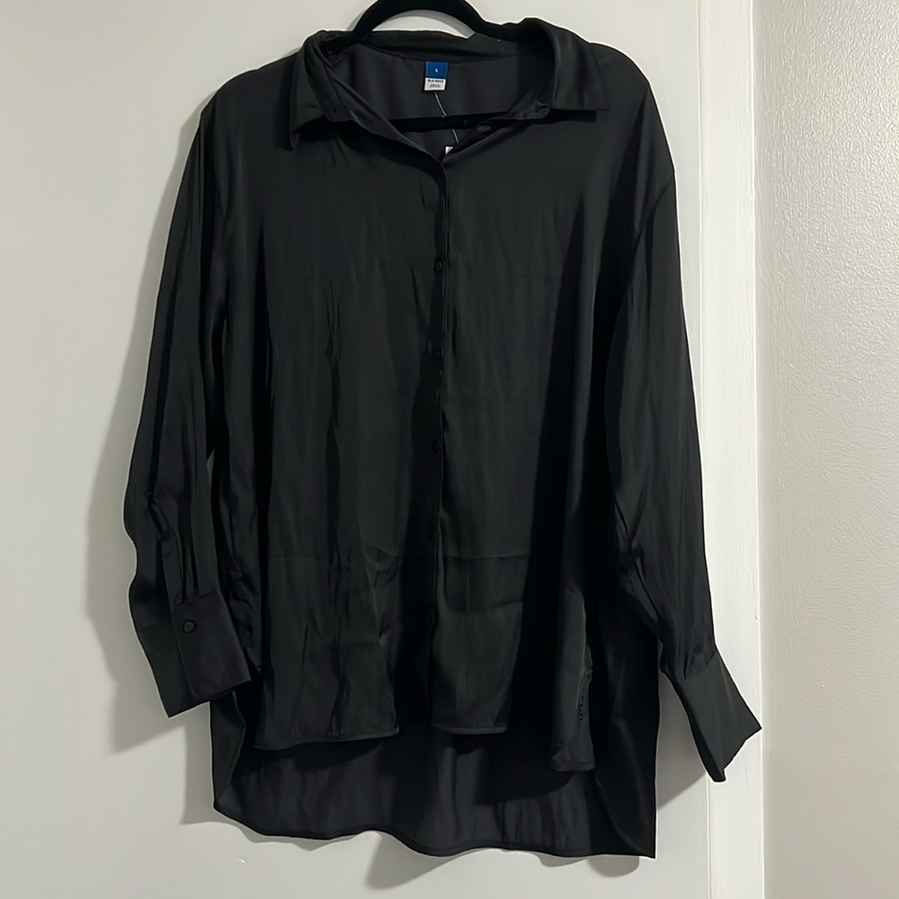 Perfect Black Button Up size L!